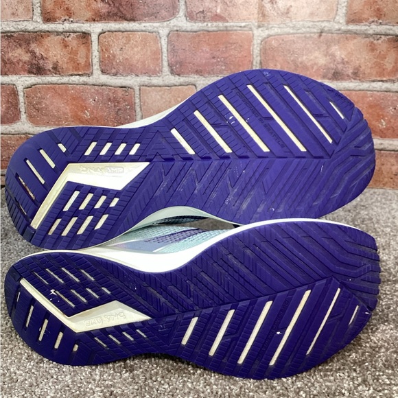 Brooks levitate 5 stealth fit womens running shoes size 8 - Picture 5 of 6